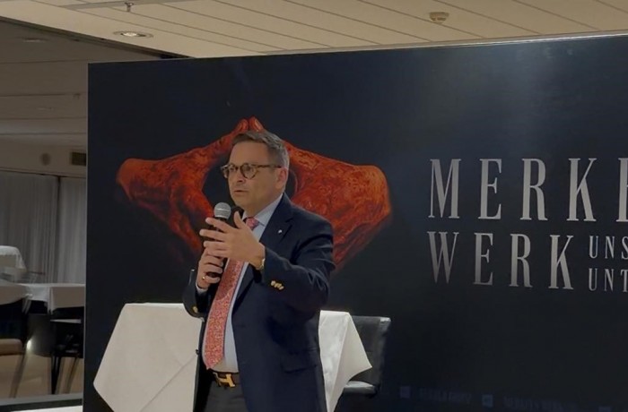 Buchvorstellung Merkels Werk - Unser Untergang mit Bestseller Autor Gerald Grosz